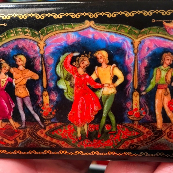 VINTAGE ARDLEIGH ELLIOT & SONS RUSSIAN NUTCRACKER MUSIC TRINKET - Picture 13 of 14